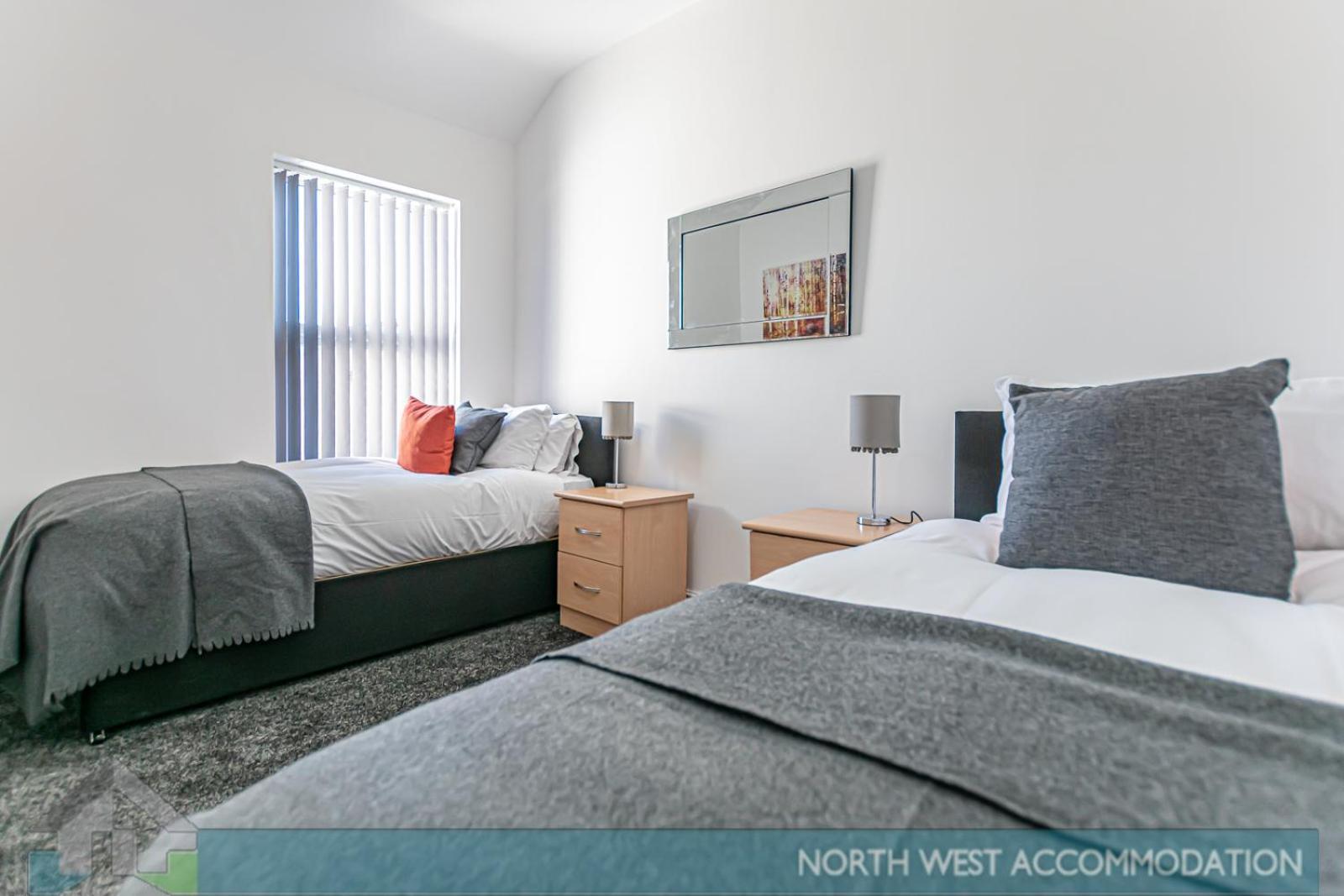 Wellfield Serviced Accommodation Warrington Exterior photo